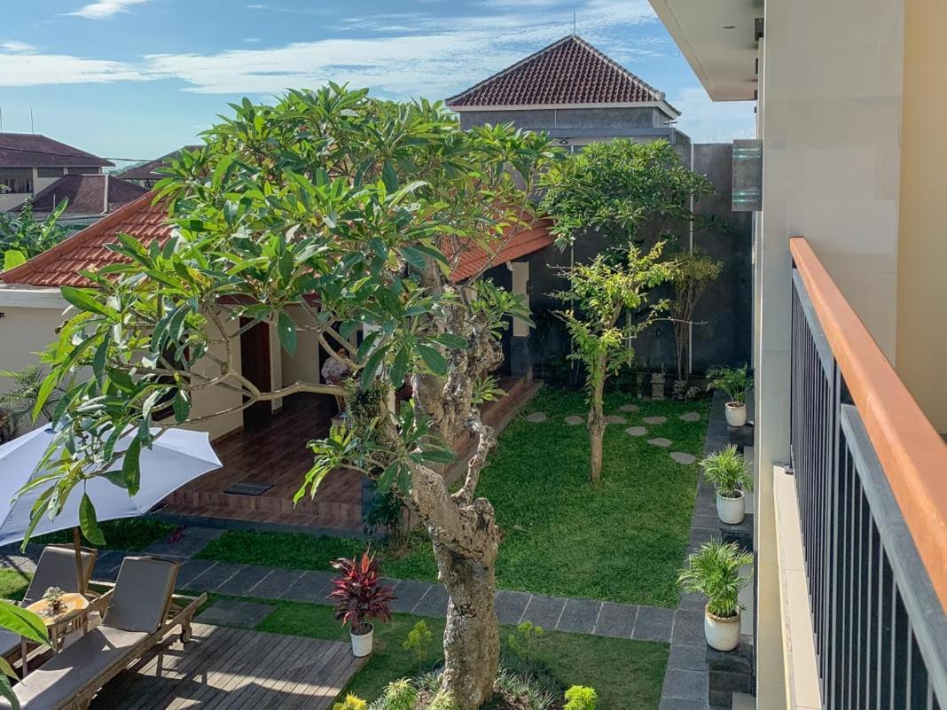Lotus Bali Guest House ชังกู ภายนอก รูปภาพ