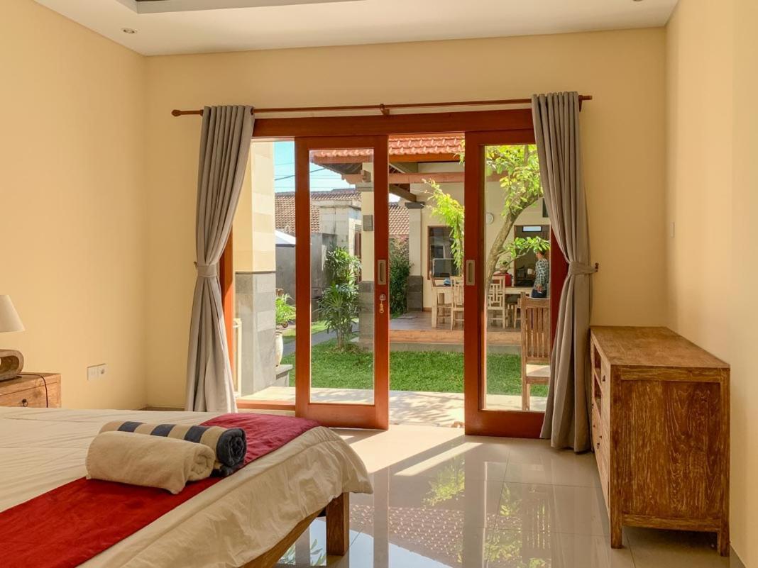Lotus Bali Guest House ชังกู ภายนอก รูปภาพ