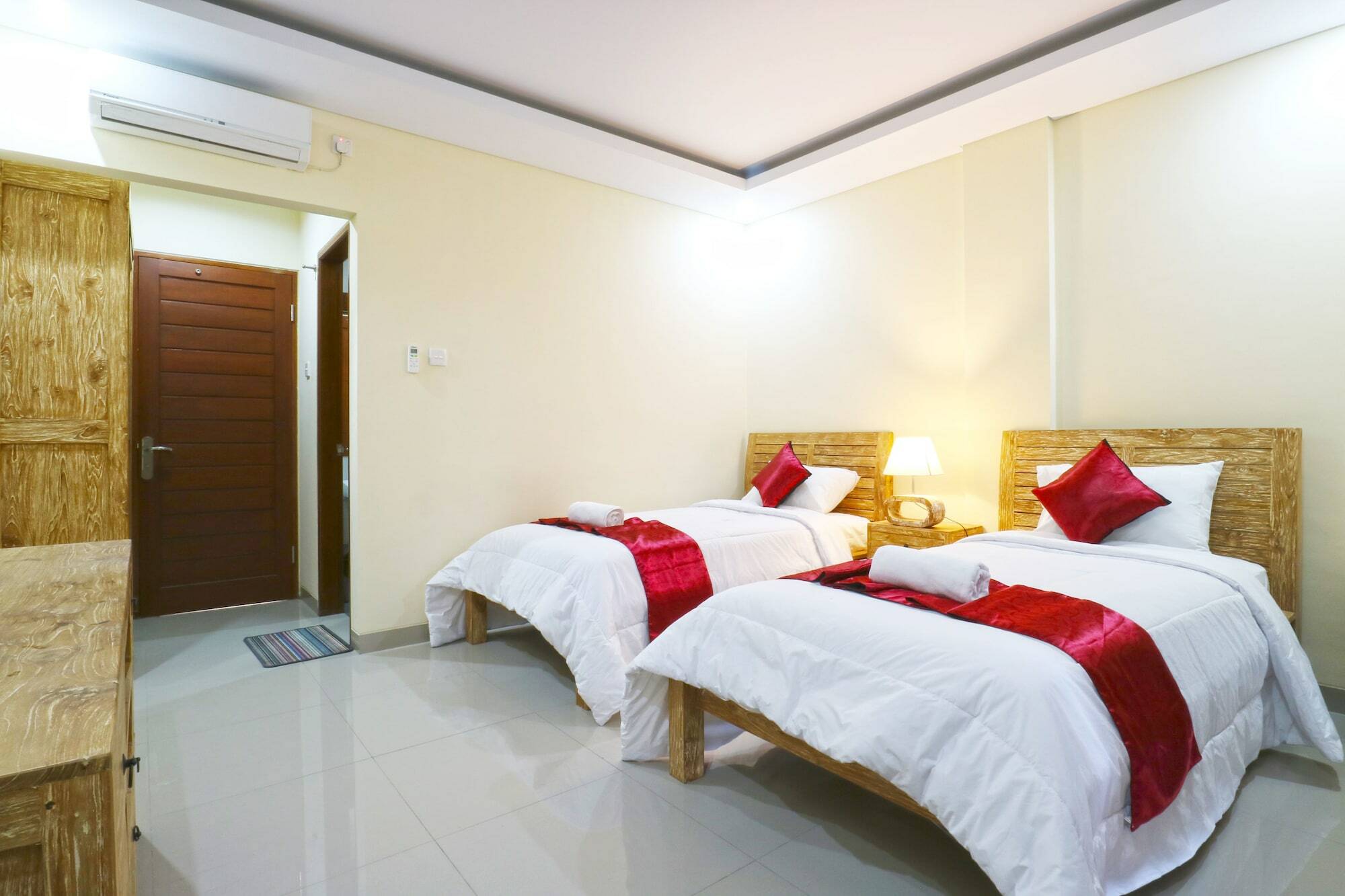 Lotus Bali Guest House ชังกู ภายนอก รูปภาพ